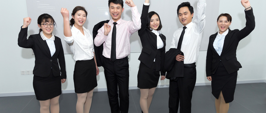 摄图网_500272865_wx_团队合作鼓励胜利(企业商用).jpg